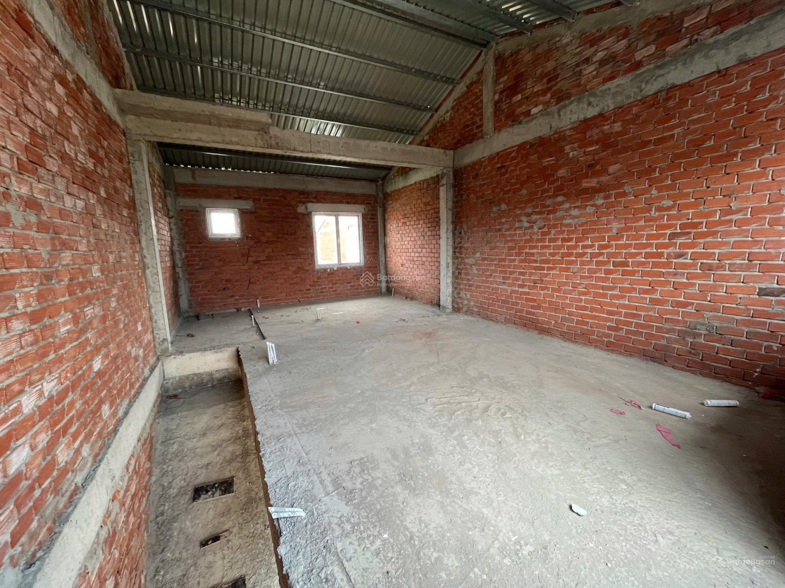 Chủ cần bán 1 cặp nhà thô dự án dta đường 30m giá tốt