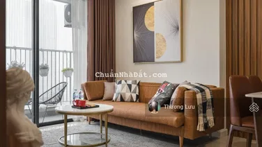 Bán căn 2PN, dt 73m2 - VIEW HỒ tại Vinhomes D'Capitale, SHLD, full đồ, giá chỉ 9 tỷ