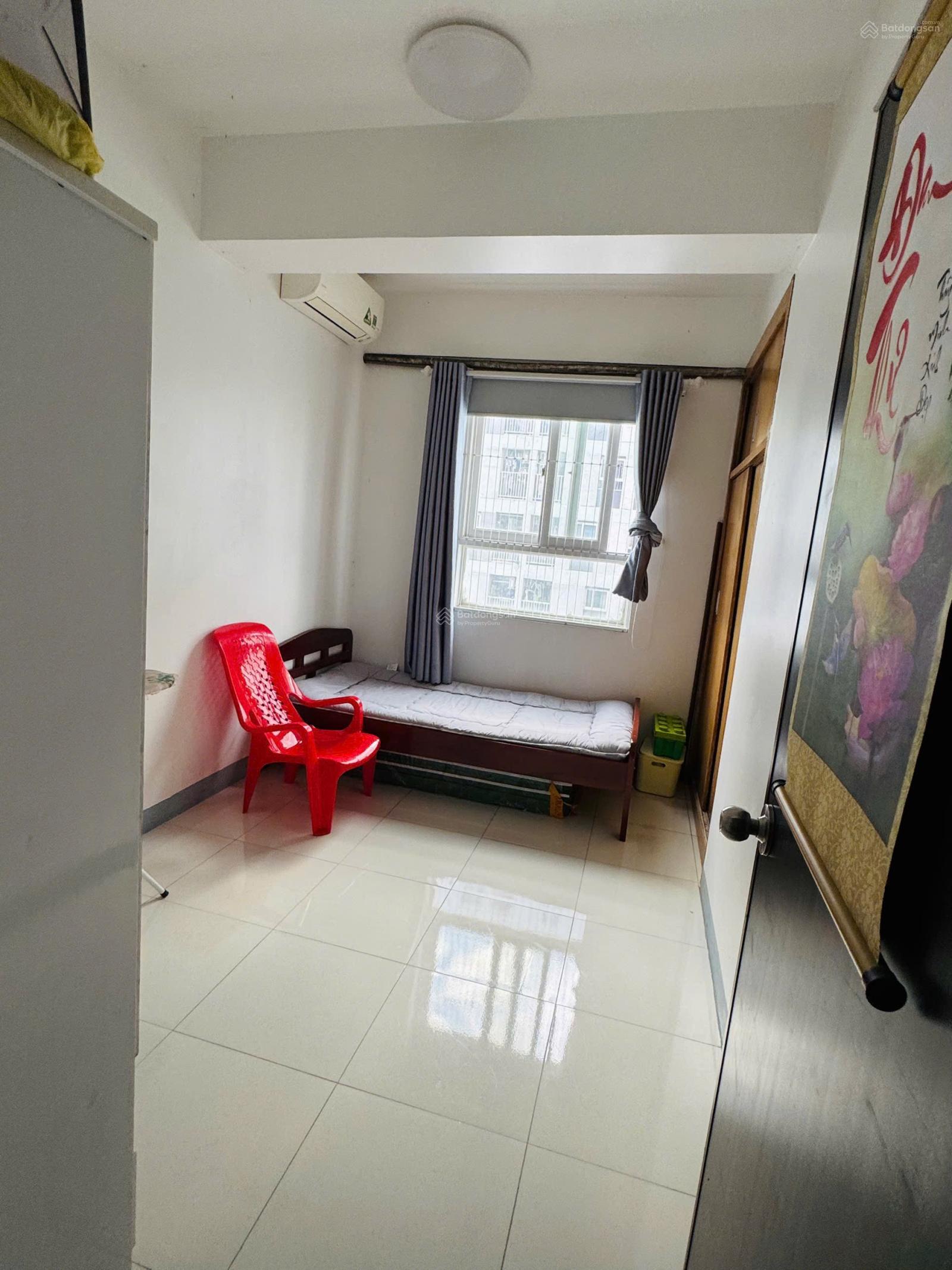 Cần bán gấp căn hộ 2PN 2WC Sky 9 - Block CT2 full nội thất Cần bán gấp căn hộ 2PN 2WC Sky 9 - Block CT2 full nội thất