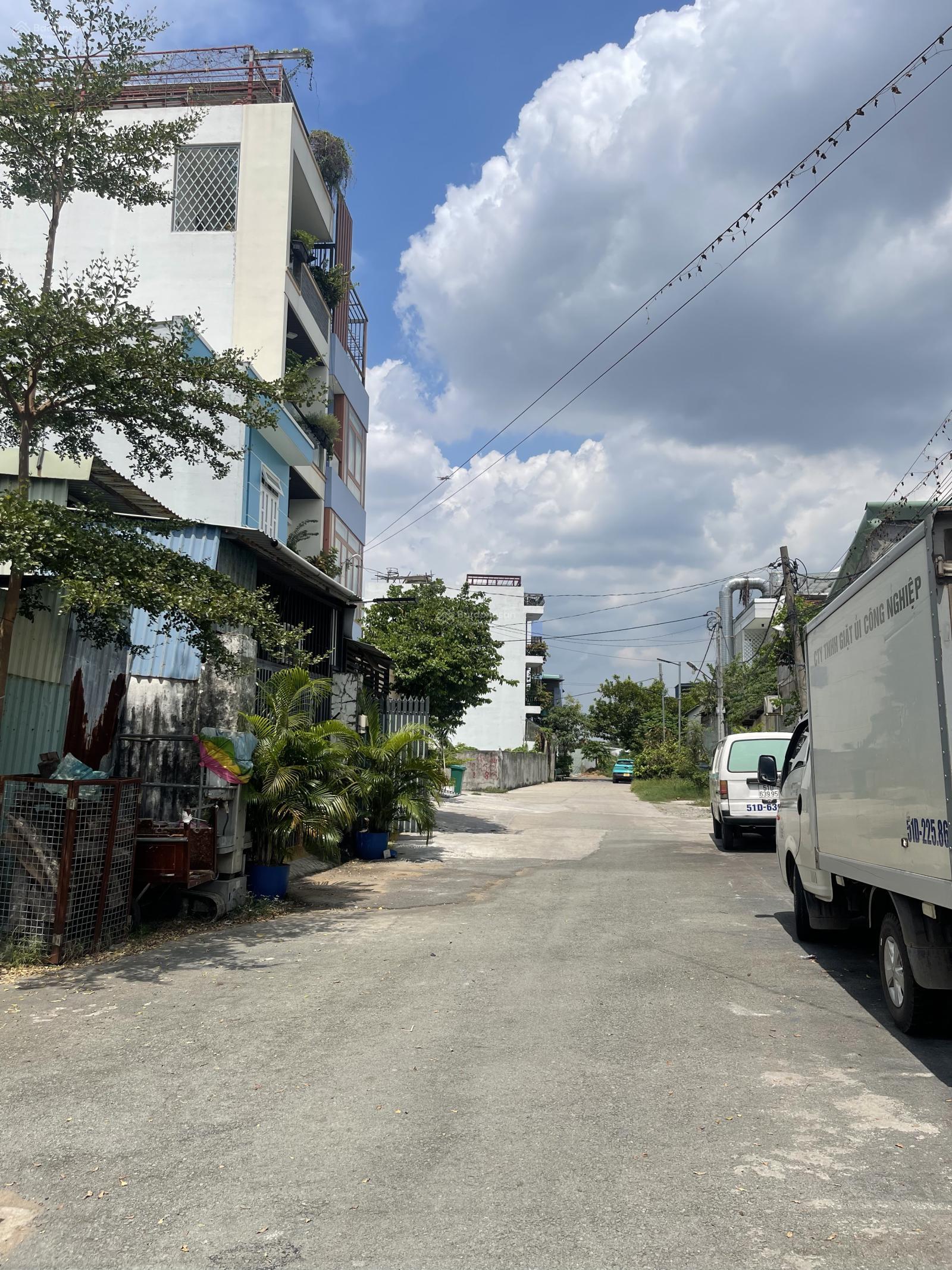 Chủ gửi lô đất đường oto 10m vuông vức ngang 5x15m (75m2)ở đường 668 P.HBP, gần KĐT Vạn Phúc 7,49T