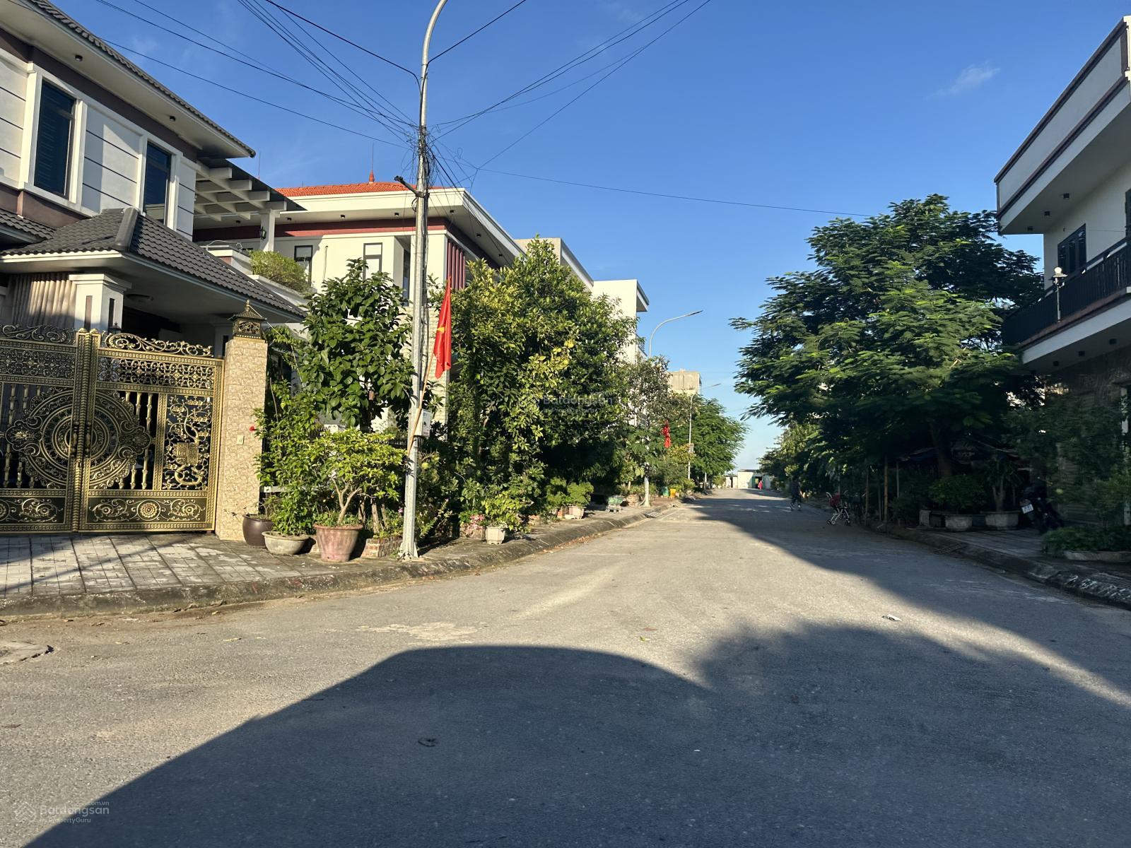 Duy nhất 1 lô biệt thự đẹp "hiếm có khó tìm" tại khu C tái định cư Bắc Sông Cấm