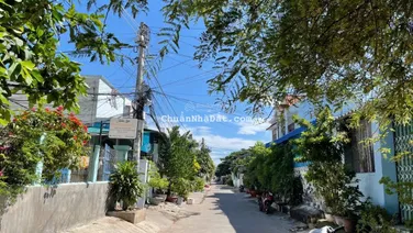 Bán 122m2 thổ cư cạnh biển mặt tiền đường Nguyễn Khuyến, Thanh Hải kế Ocean Dunes