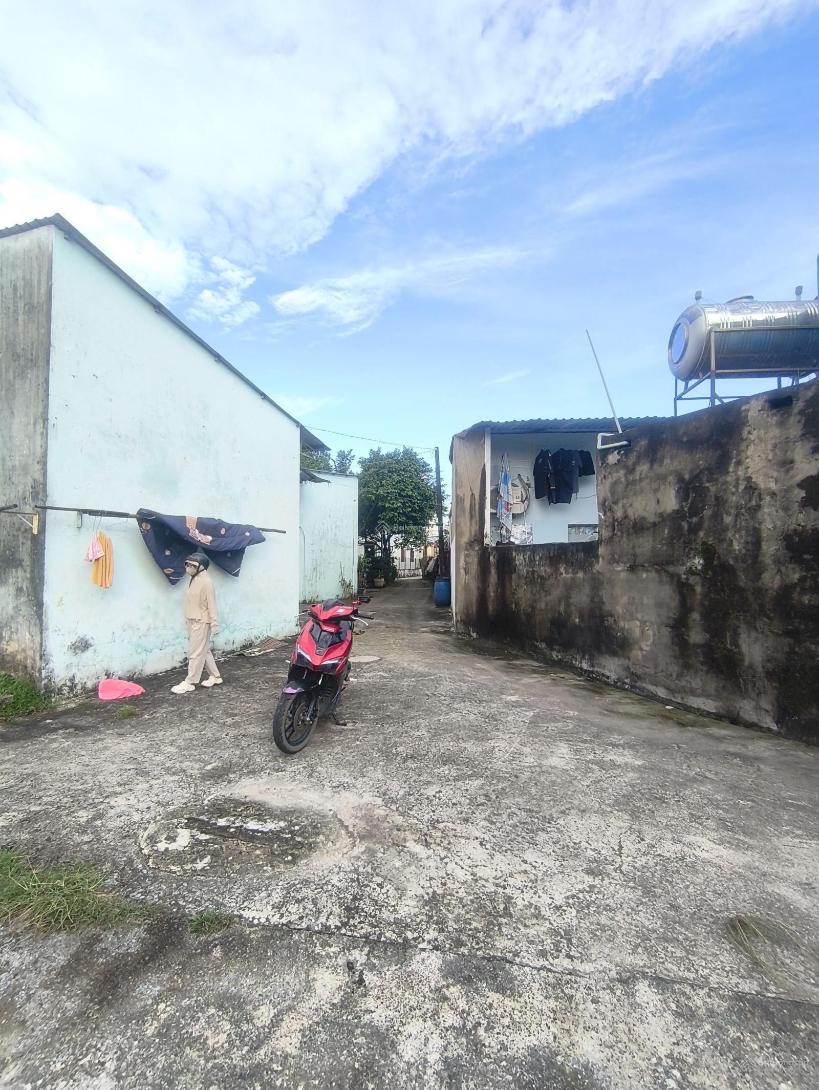 Bán đất 113m2 (thổ cư 104m2) đường 138, P. Tân Phú, Q9 giá 4,38tỷ Bán đất 113m2 (thổ cư 104m2) đường 138, P. Tân Phú, Q9 giá 4,38tỷ