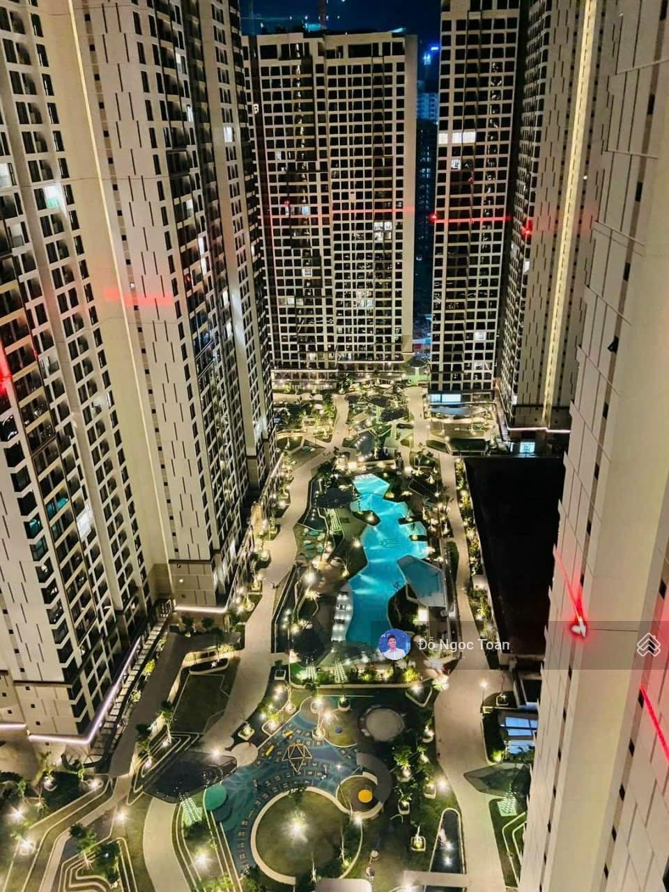 Em Toàn - Chuyên bán CH 3PN Masterise Centre Point tại Vinhomes Q9