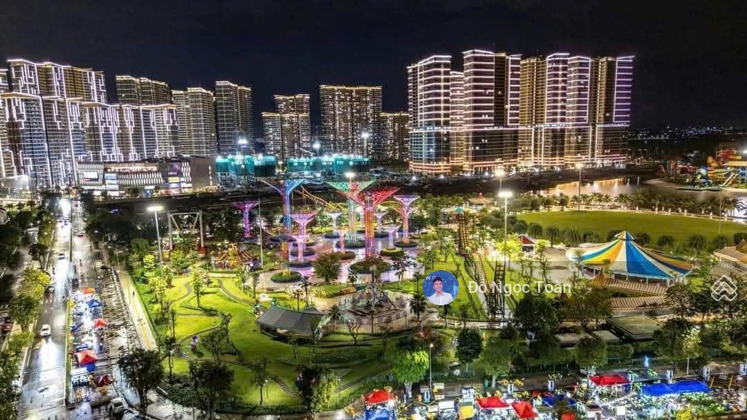 em Toàn - chuyên bán căn hộ 3PN THE BEVERLY tại Vinhomes Q9. em Toàn - chuyên bán căn hộ 3PN THE BEVERLY tại Vinhomes Q9.