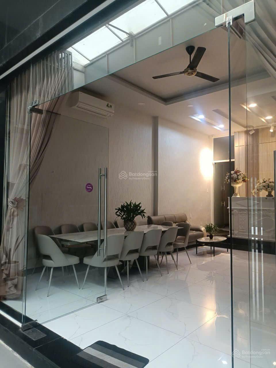 CC Cần bán Nhà MAi Thị Lựu P. ĐaKao Quận 1 - DT ( 9 x 16M ) - 3 Lầu + Thang Máy - Giá 38.5 tỷ