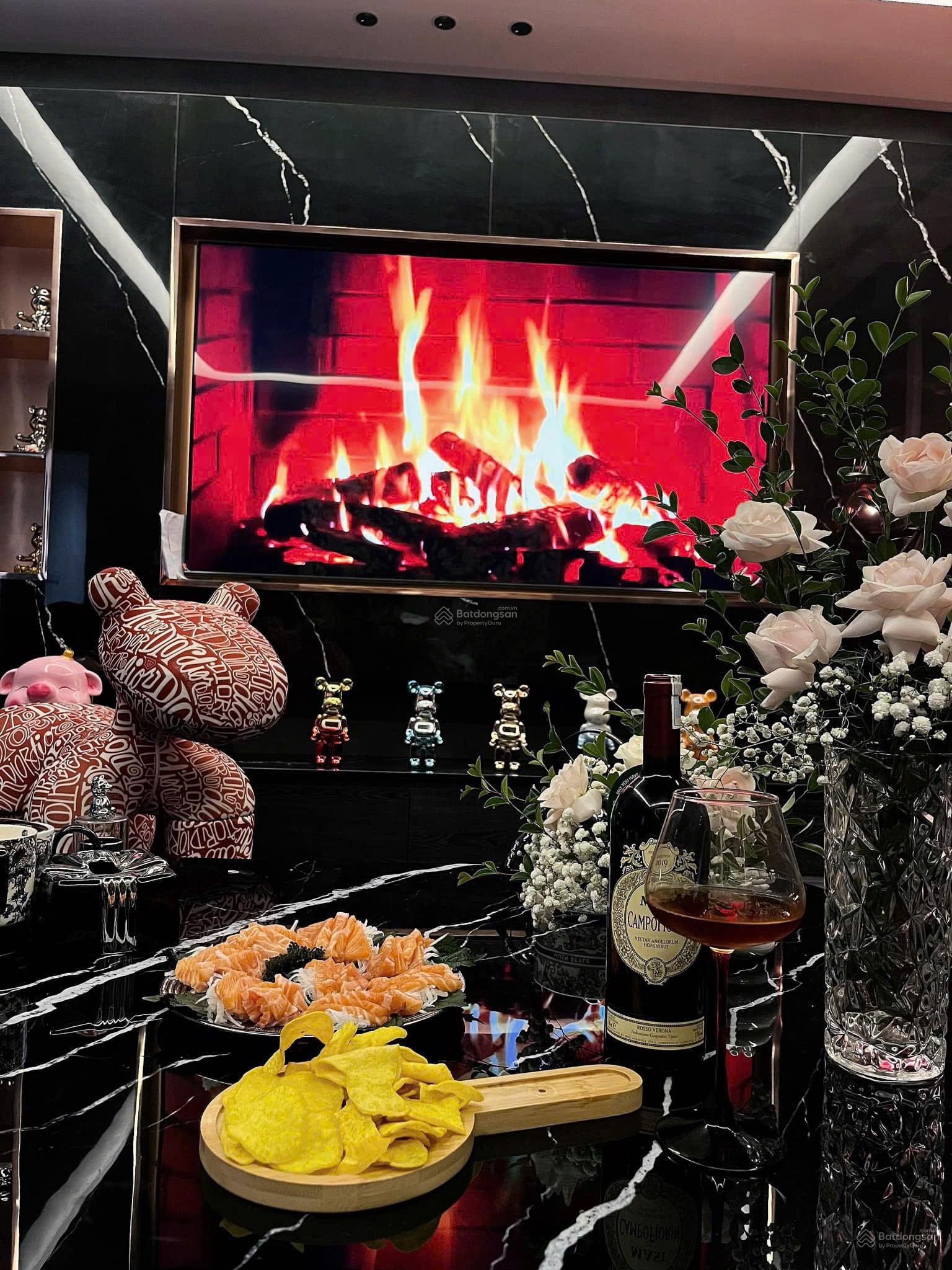 Cho thuê siêu phẩm đẳng cấp BRG Diamond 4 ngủ full đồ mới đẹp Luxury chỉ 38 triệu, LH 0977 858 ***