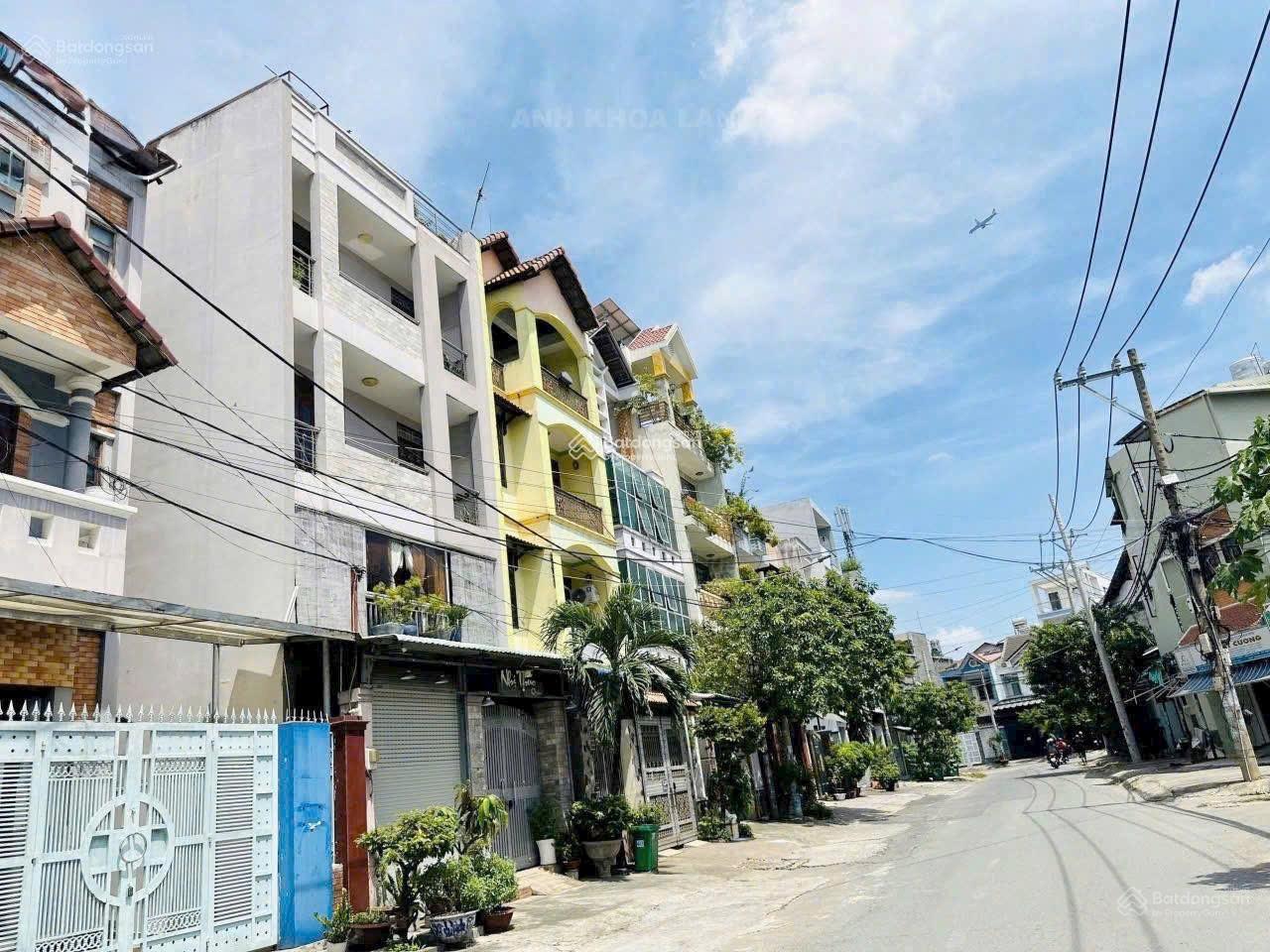 ĐẤT DT ĐẸP (6m x 24m) - ĐƯỜNG 5M SÁT PHẠM VĂN ĐỒNG - THÍCH HỢP XÂY CHDV !