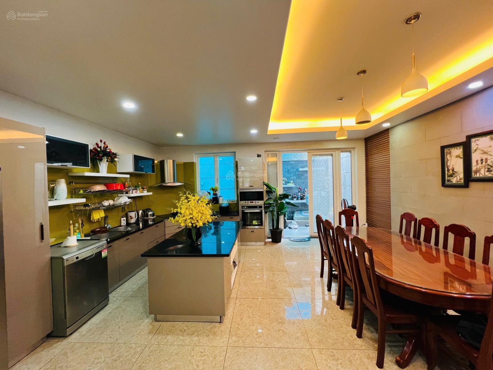 Bán nhà 1 trục Đặng Thùy Trâm P. 13 Bình Thạnh, 6x20m, hầm 5 tầng, full nội thất mới cứng