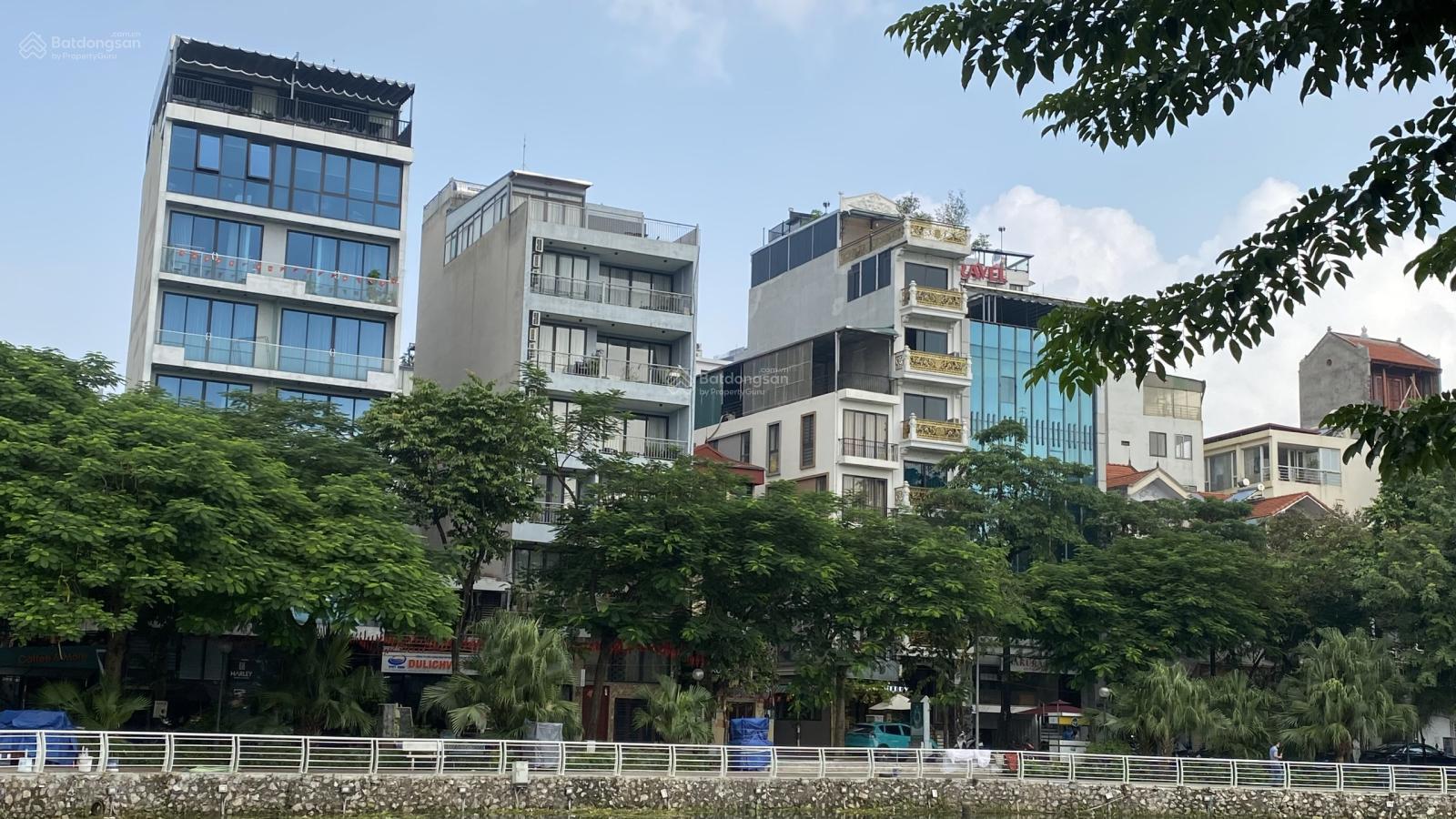 Bán nhà lô góc mặt phố Trịnh Công Sơn. Với thông số vàng, 110m2 MT gần 6m. Chỉ 85 tỷ Bán nhà lô góc mặt phố Trịnh Công Sơn. Với thông số vàng, 110m2 MT gần 6m. Chỉ 85 tỷ