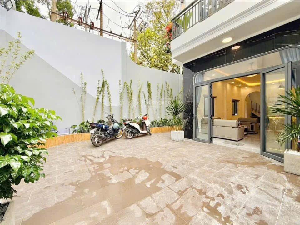 Bán gấp nhà có HĐ thuê 2 năm giá 2tỷ360 HĐ thuê tháng 13tr sát bệnh viện Nhi Đồng TP HCM giá TL