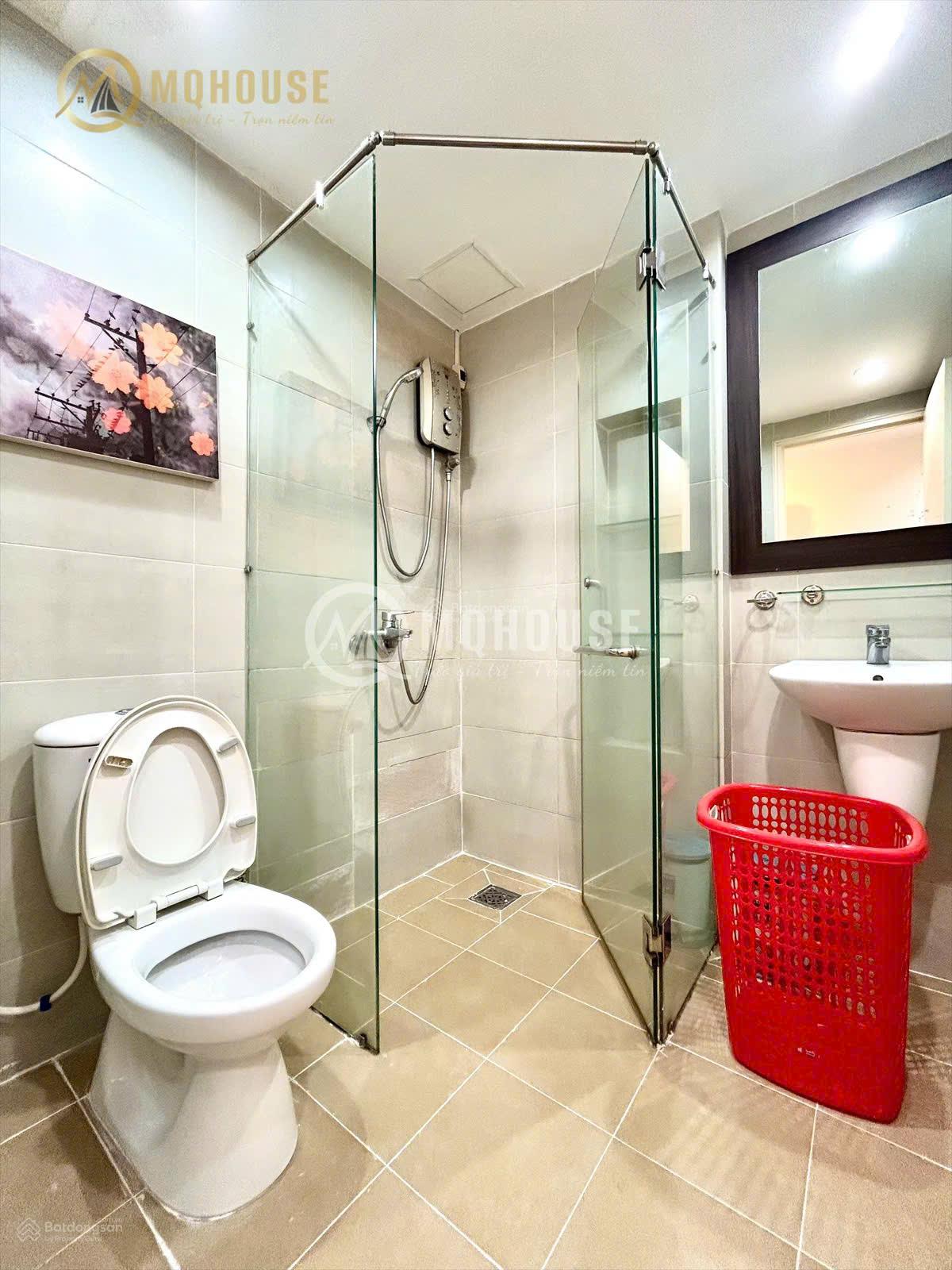 Cho thuê CH 1PN full NT có BV, TM, hầm xe thoáng ngay Lê Văn Sỹ, Quận 3, gần nhà thờ Ba Chuông