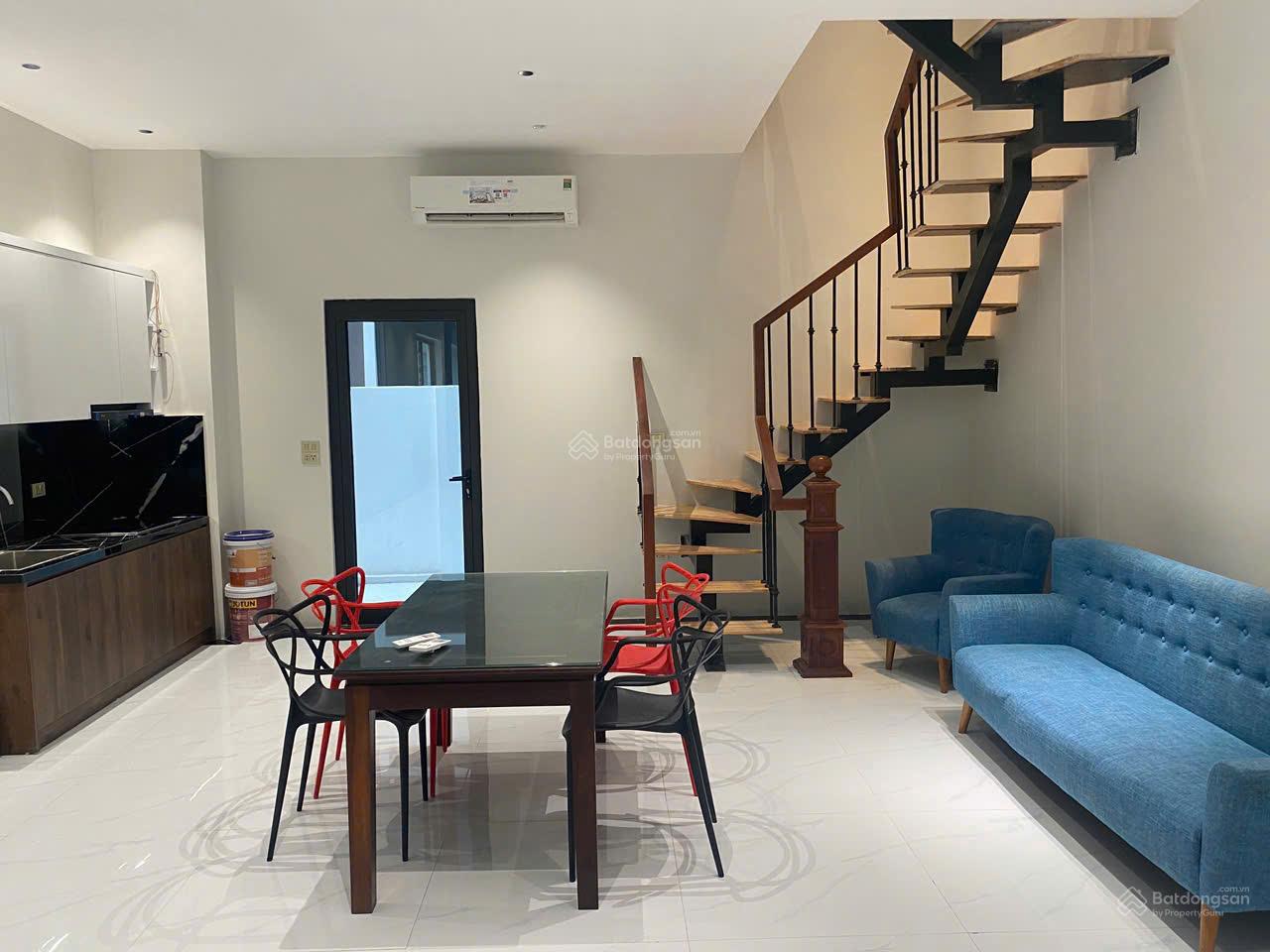 Chính chủ bán căn Phố Biển 104m2, góc xẻ khe MT 8m đã hoàn thiện nội thất, sẵn HD giao dịch 16 tỷ