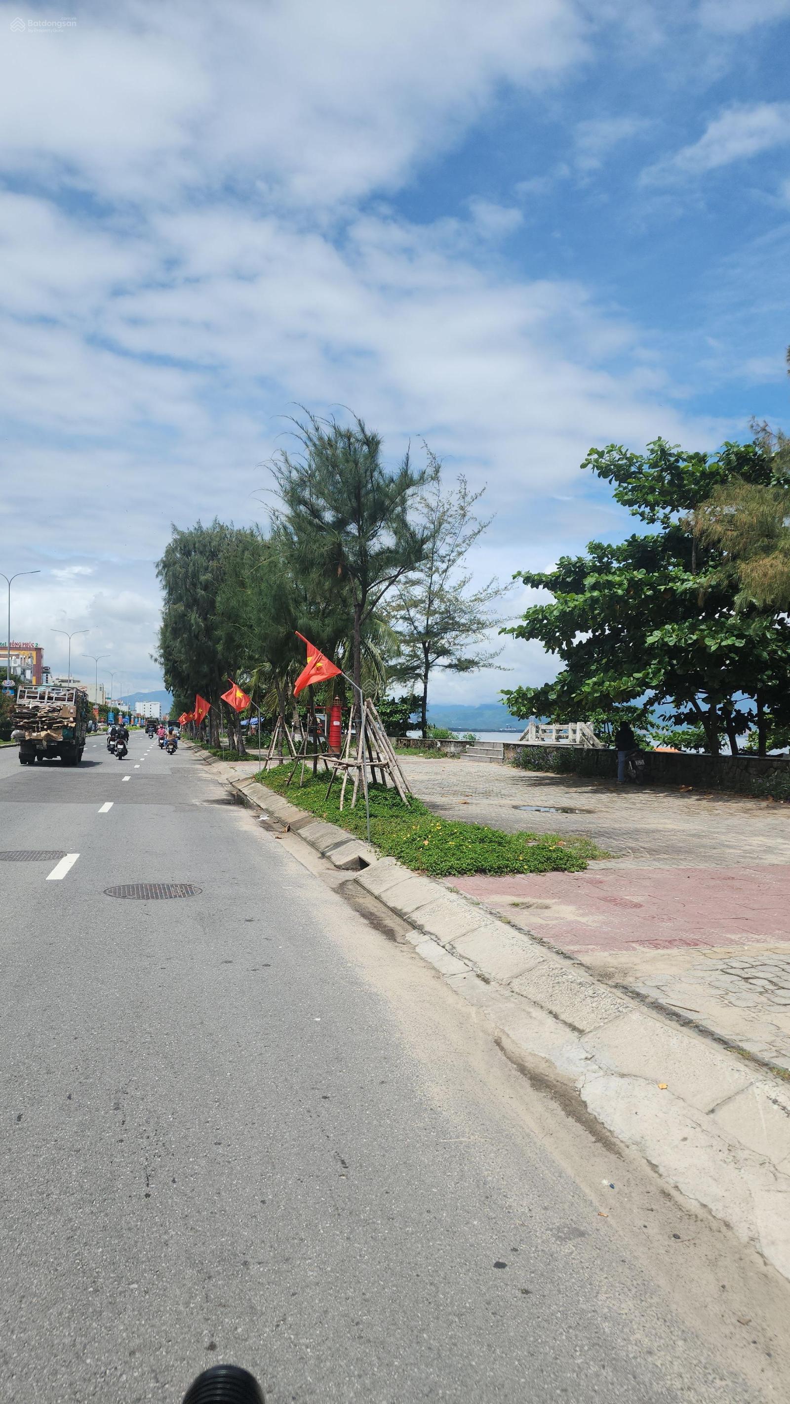 Bán Đất Mặt Tiền Nguyễn Tất Thành, Thanh Khê, Đà Nẵng, 14.7 tỷ, 125m2,