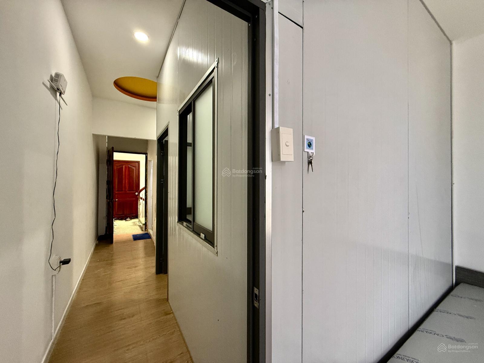 Cho thuê căn hộ 2 phòng ngủ bancol, máy giặt riêng, full nội thất, rộng 55m2, ngay Vạn Hạnh Mall Cho thuê căn hộ 2 phòng ngủ bancol, máy giặt riêng, full nội thất, rộng 55m2, ngay Vạn Hạnh Mall