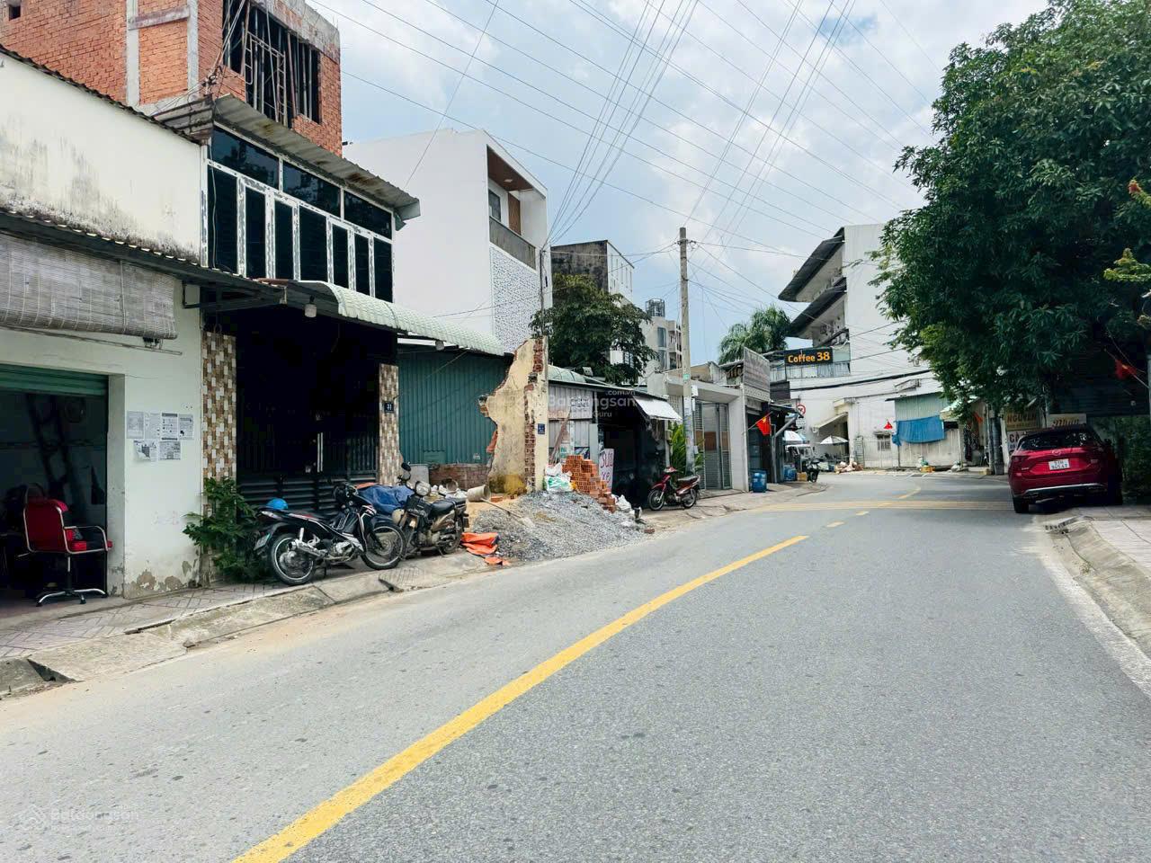 Bán đất Mặt Tiền - Hiệp Phú - Quận 9 - 72M2 - Đường Nhựa 12M - gần Ngã 4 Thủ Đức