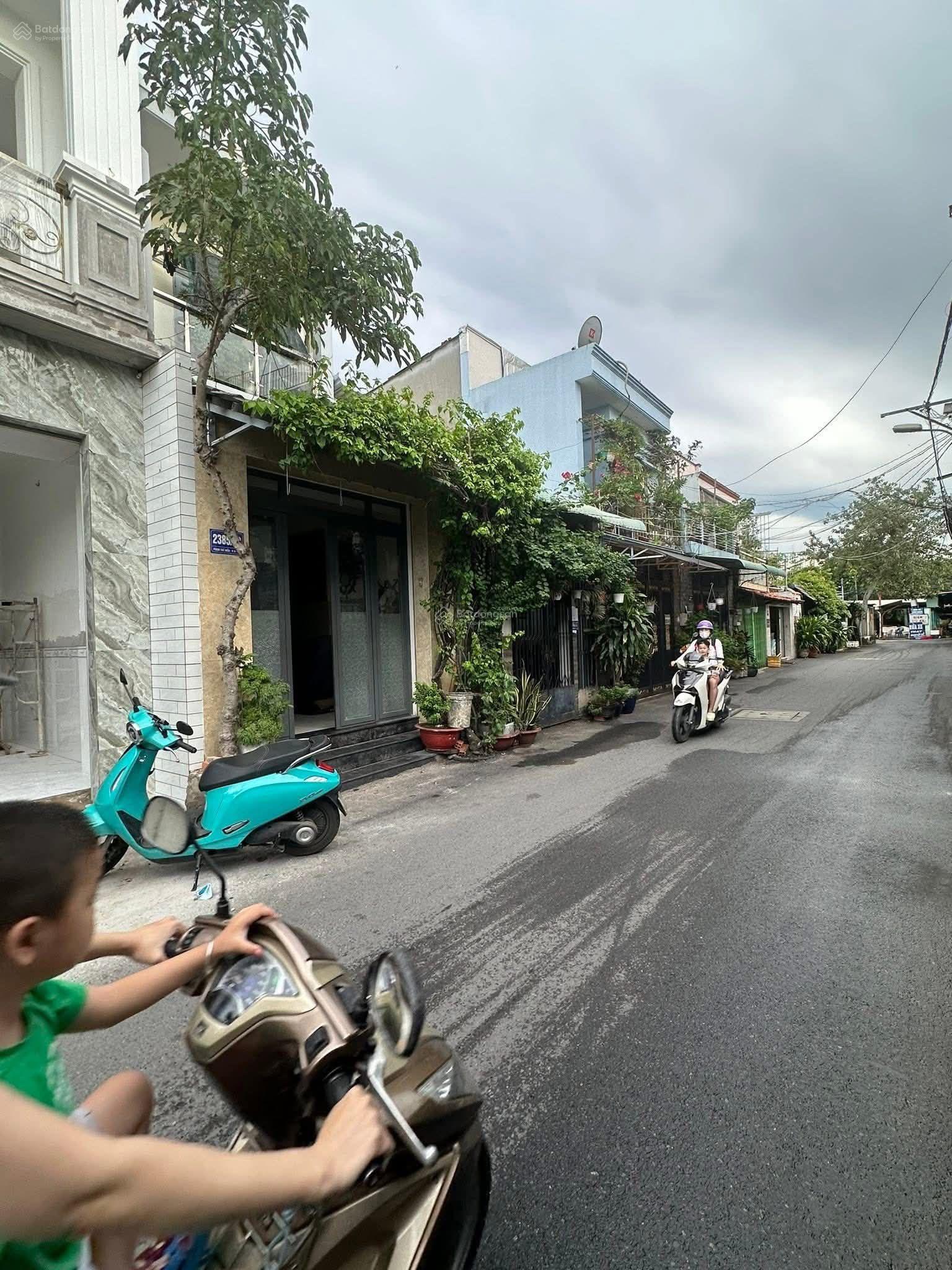 7tỷ5 thương lượng nhà bán mặt tiền đường nhựa 10m Phạm Thế Hiển P6 Q8