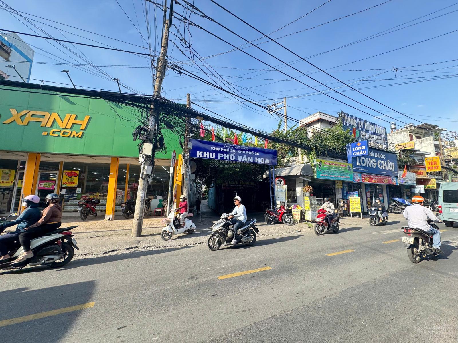 Nhà 5x18m sát mặt tiền Đông Bắc ngay BHX, chỉ 5,35 tỷ