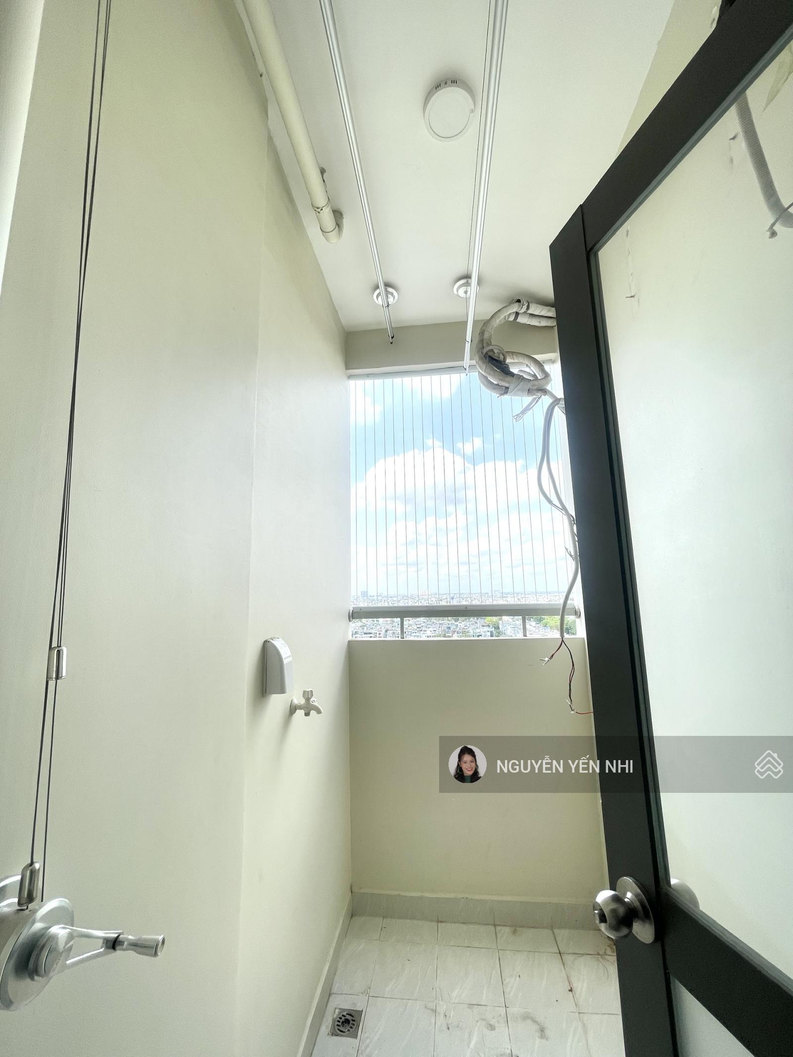 Em Nhi (0906 380 ***) bán căn 2PN 2WC nhà mới 68m2/2,5tỷ CC Green Town Bình Tân