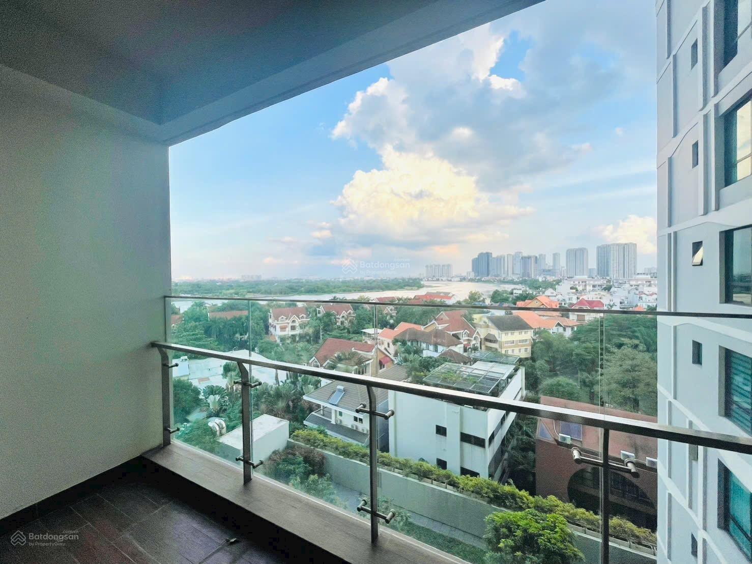 Cty KASHOME - chuyên bán d Edge Thảo Điền - giỏ hàng rất đẹp & rẻ