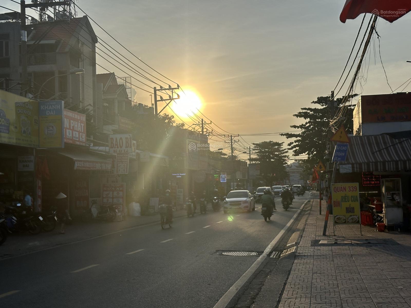 Chỉ 23 tỷ còn TL căn Mt Nguyễn Văn Tăng, DT ngang 5m dài 40m có 152m2 thổ, cho thuê 25tr/Tháng Chỉ 23 tỷ còn TL căn Mt Nguyễn Văn Tăng, DT ngang 5m dài 40m có 152m2 thổ, cho thuê 25tr/Tháng