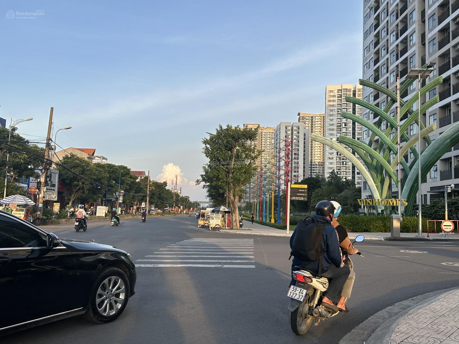 Chỉ 23 tỷ còn TL căn Mt Nguyễn Văn Tăng, DT ngang 5m dài 40m có 152m2 thổ, cho thuê 25tr/Tháng Chỉ 23 tỷ còn TL căn Mt Nguyễn Văn Tăng, DT ngang 5m dài 40m có 152m2 thổ, cho thuê 25tr/Tháng