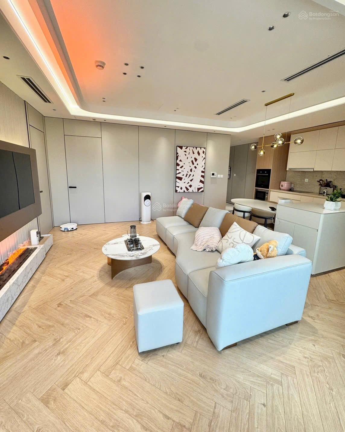 Siêu hiếm! Cho thuê căn 3 ngủ góc tại Mỹ Sơn Tower, DT: 114m2, full nội thất mới đẹp, giá 15 triệu