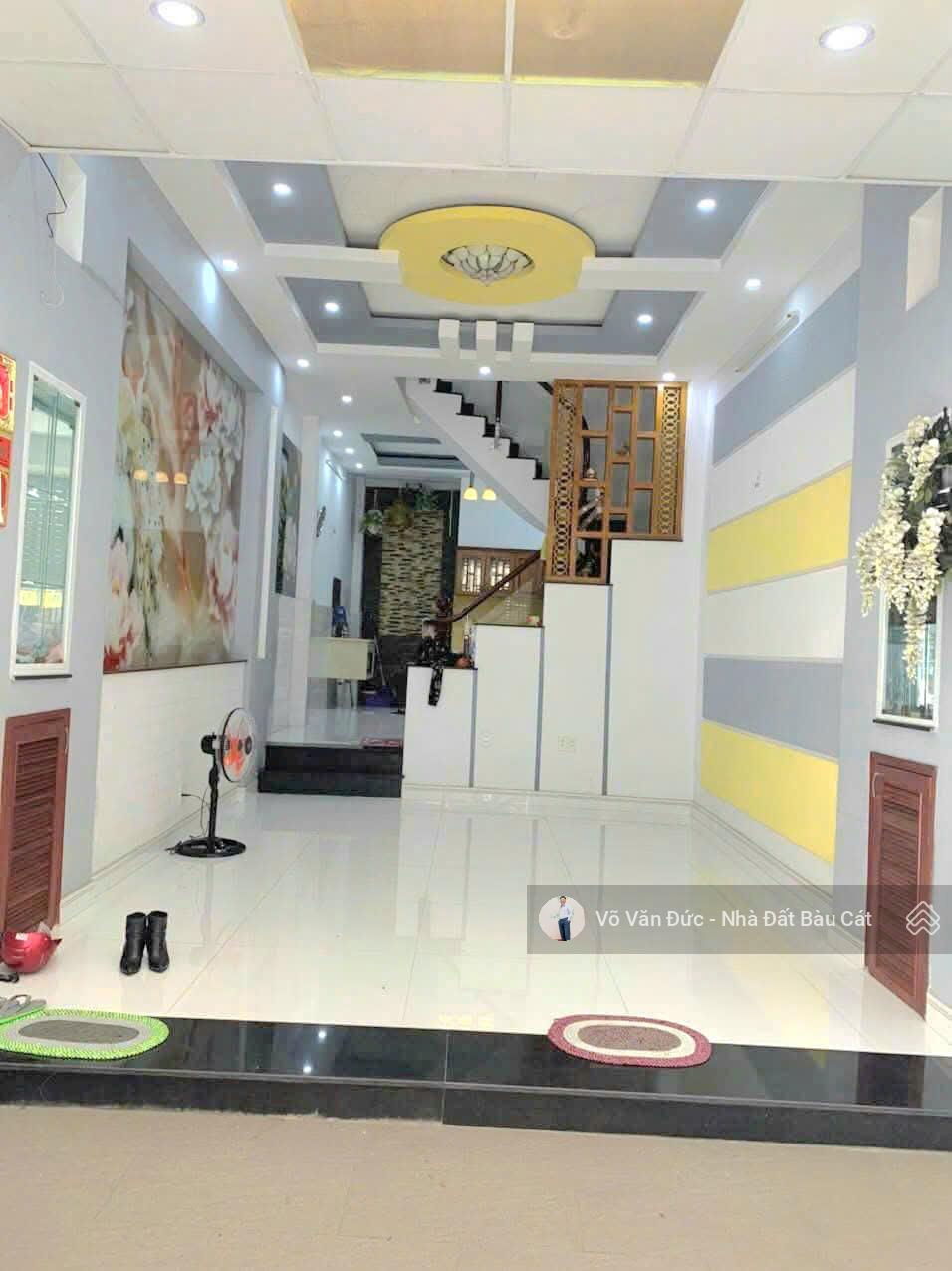 Bán nhà mặt tiền Chu Văn An- Phường Tân Thành- Tân Phú. DT 3.9x15m đúc 2 lầu- chỉ 9.9 tỷ giá cực rẻ Bán nhà mặt tiền Chu Văn An- Phường Tân Thành- Tân Phú. DT 3.9x15m đúc 2 lầu- chỉ 9.9 tỷ giá cực rẻ