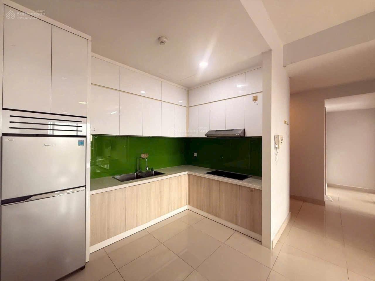 Bán CHCC Lotus Hoa Sen sổ hồng, giá 3,4 tỷ. Lh 0846 306 *** xem nhà