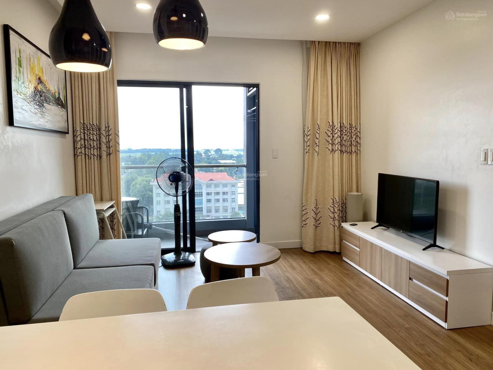 Bán căn hộ Republic Plaza - 50m2/1PN giá 2.8 tỷ tặng nội thất - 0908 879 *** Tuấn