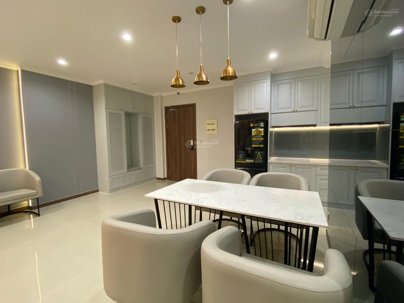 Chính chủ bán căn hộ Res 11, Lạc Long Quân, Quận 11, DT: 73m2, 2PN, 2WC, giá: 5 tỷ (giá thật) sổ