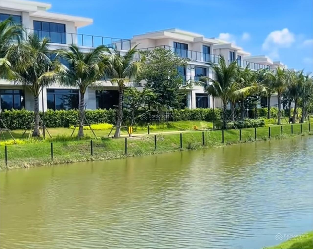 Thanh Thúy Vinhomes xin gửi anh chị Quỹ Biệt thự song lập 228m2 đầu tư ngon nhất tại Vinhomes Woner