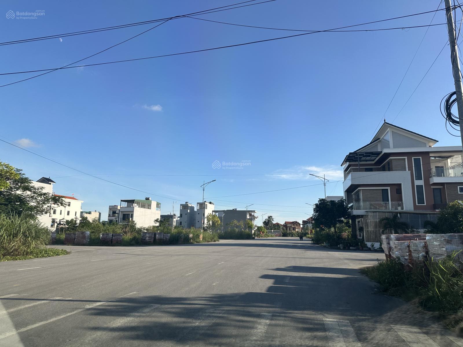 Chính chủ gửi bán 5lô Lk11-12-13 TDC Áp Tràn Bắc Sông Cấm. Giá chỉ 3,65 tỷ