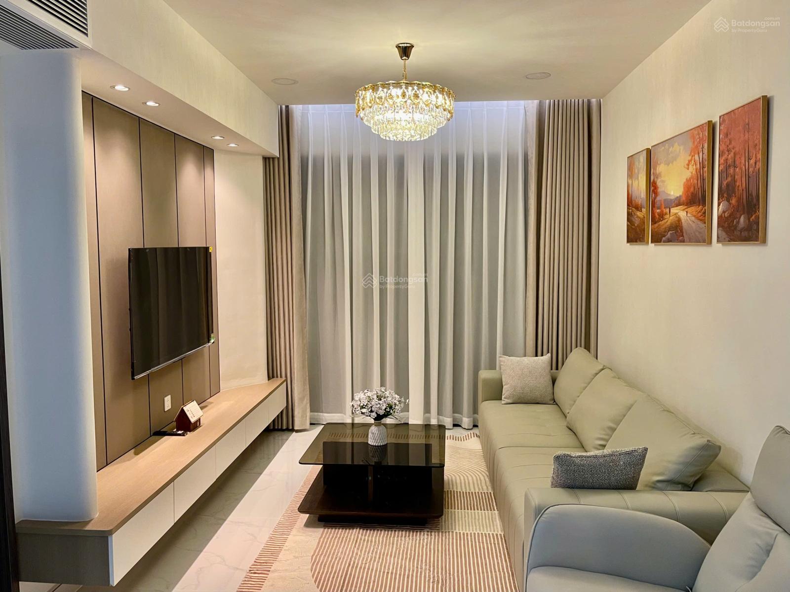 Bán căn hộ Centery, 2PN - 2WC, 86m2, giá 7 tỷ, view hồ bơi, tầng trung, NTCB