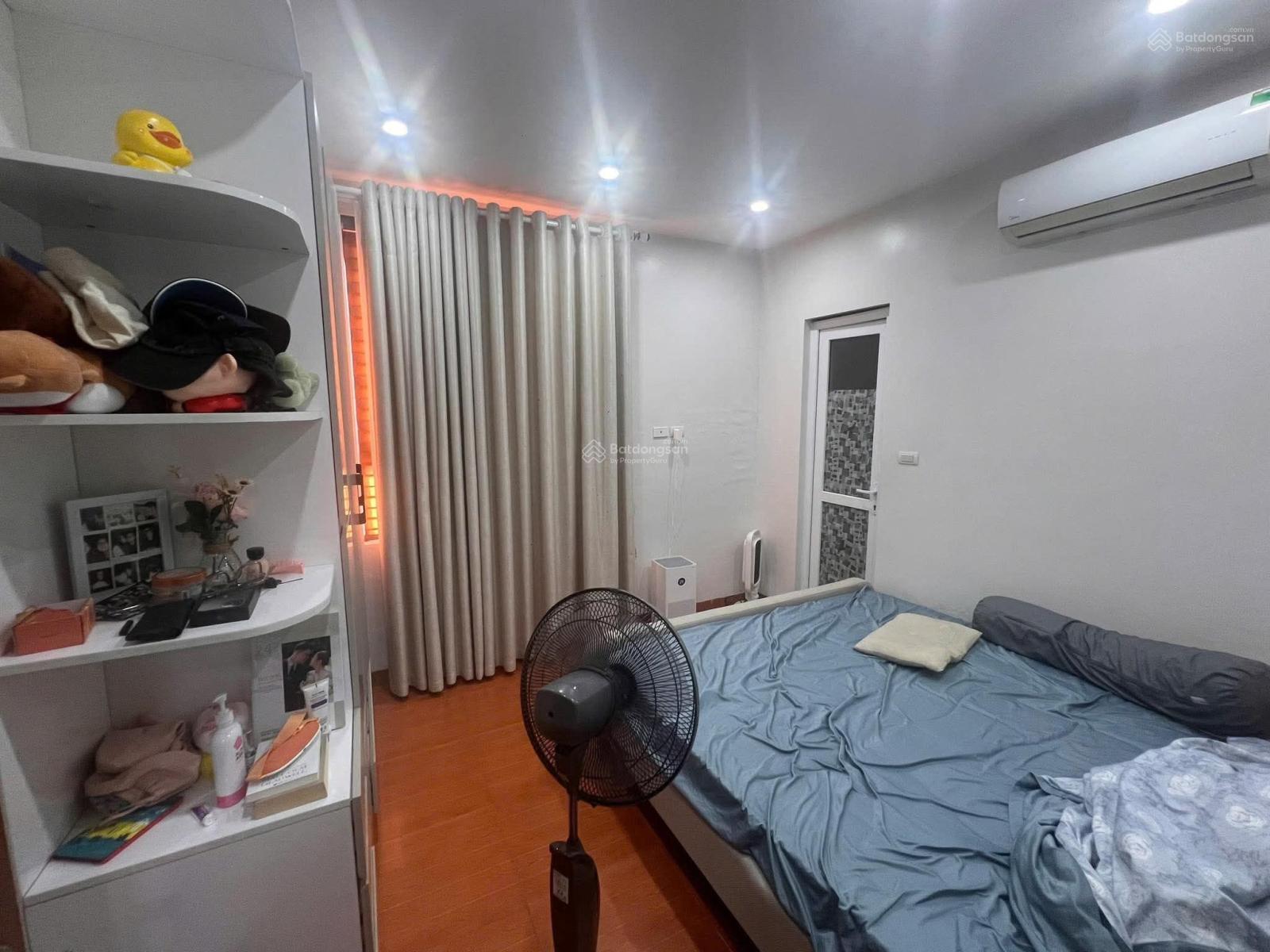 Bán căn hộ góc Hồng Hà 89 Thịnh Liệt, 2PN-2WC 57m2, 4ty55 full nội thất, sđcc, LH: 0984 583 ***