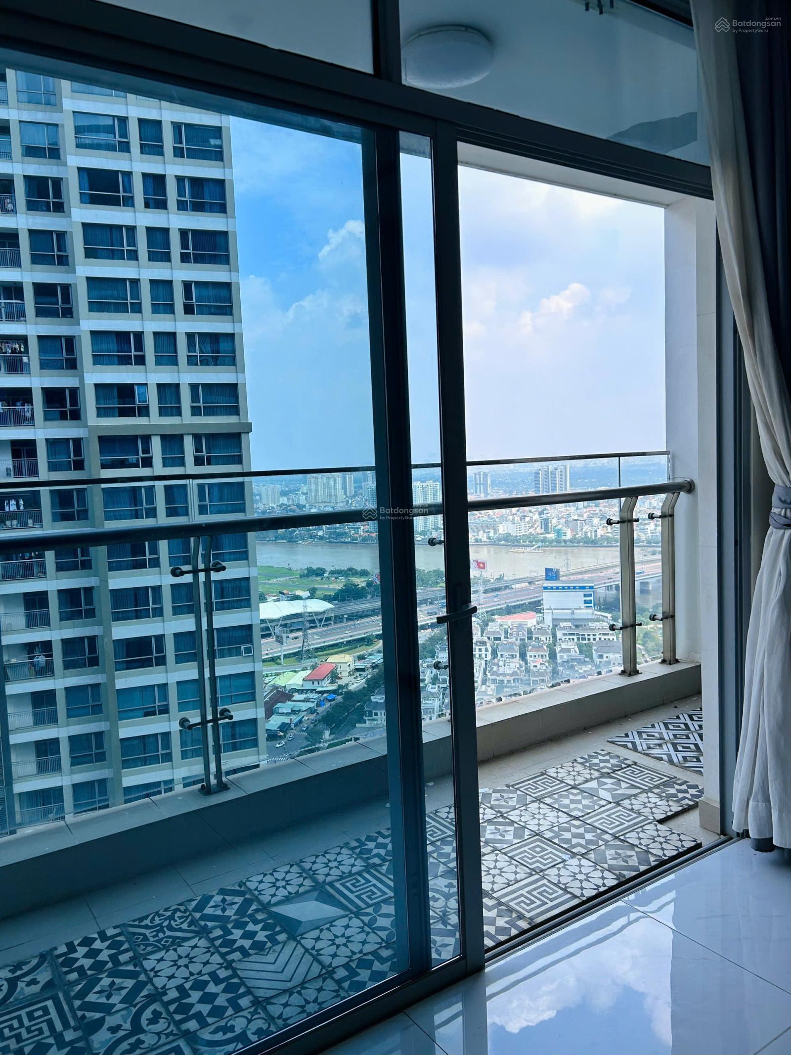 Bán 2PN Vinhomes Central Park - view sông công viên, nhà nội thất cơ bản. DT 87,5m2, LH 0397 383 ***