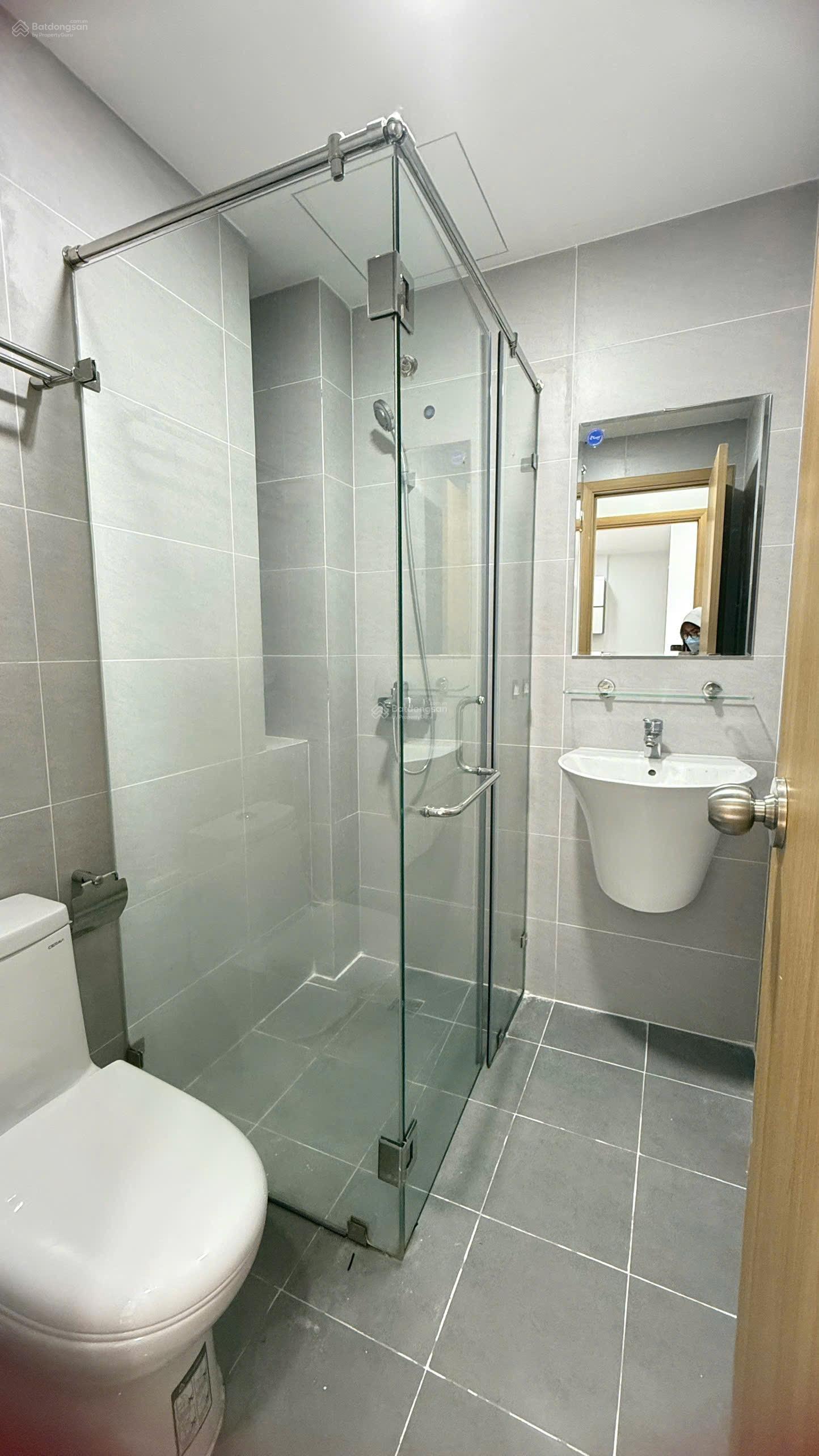 Cần bán nhanh 2pn - 2wc full nội thất, giá tốt đầu tư, công chứng sang tên ngay. LH 0767 500 ***