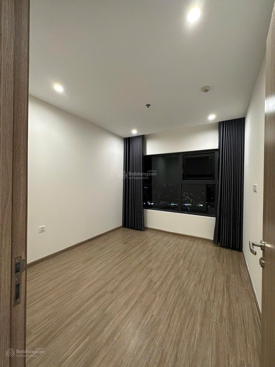 Chính chủ bán căn hộ The Rainbow, 2,8 tỷ, 59m2, view đẹp Lh 0906 825 *** Chính chủ bán căn hộ The Rainbow, 2,8 tỷ, 59m2, view đẹp Lh 0906 825 ***