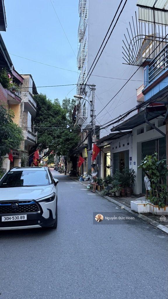 Hiếm, lô góc 2 thoáng, ô tô tránh, kinh doanh, giữ tiền ổn định, tiện ích ngập tràn. Giá đầu tư Hiếm, lô góc 2 thoáng, ô tô tránh, kinh doanh, giữ tiền ổn định, tiện ích ngập tràn. Giá đầu tư