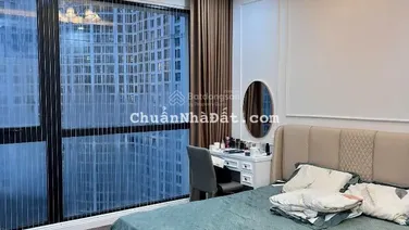 Bán căn 2 phòng ngủ 107m2 Vinhomes Royal City giá 13 tỷ 4 net - Em Sơn Royal