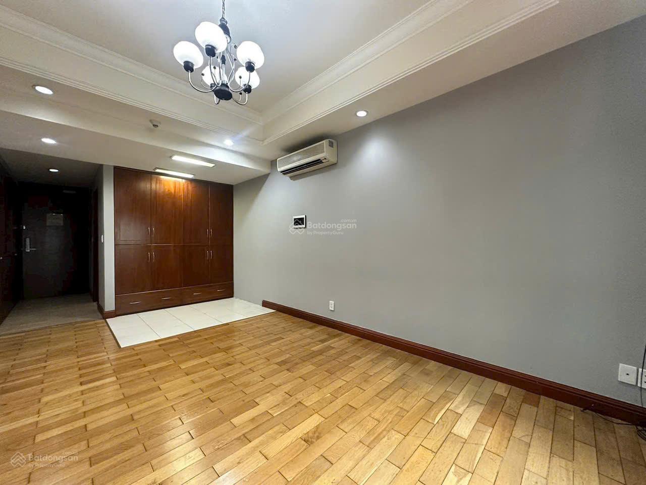 Cho thuê văn phòng The Manor Quận Bình Thạnh, 51m2, giá 12.5 triệu/tháng