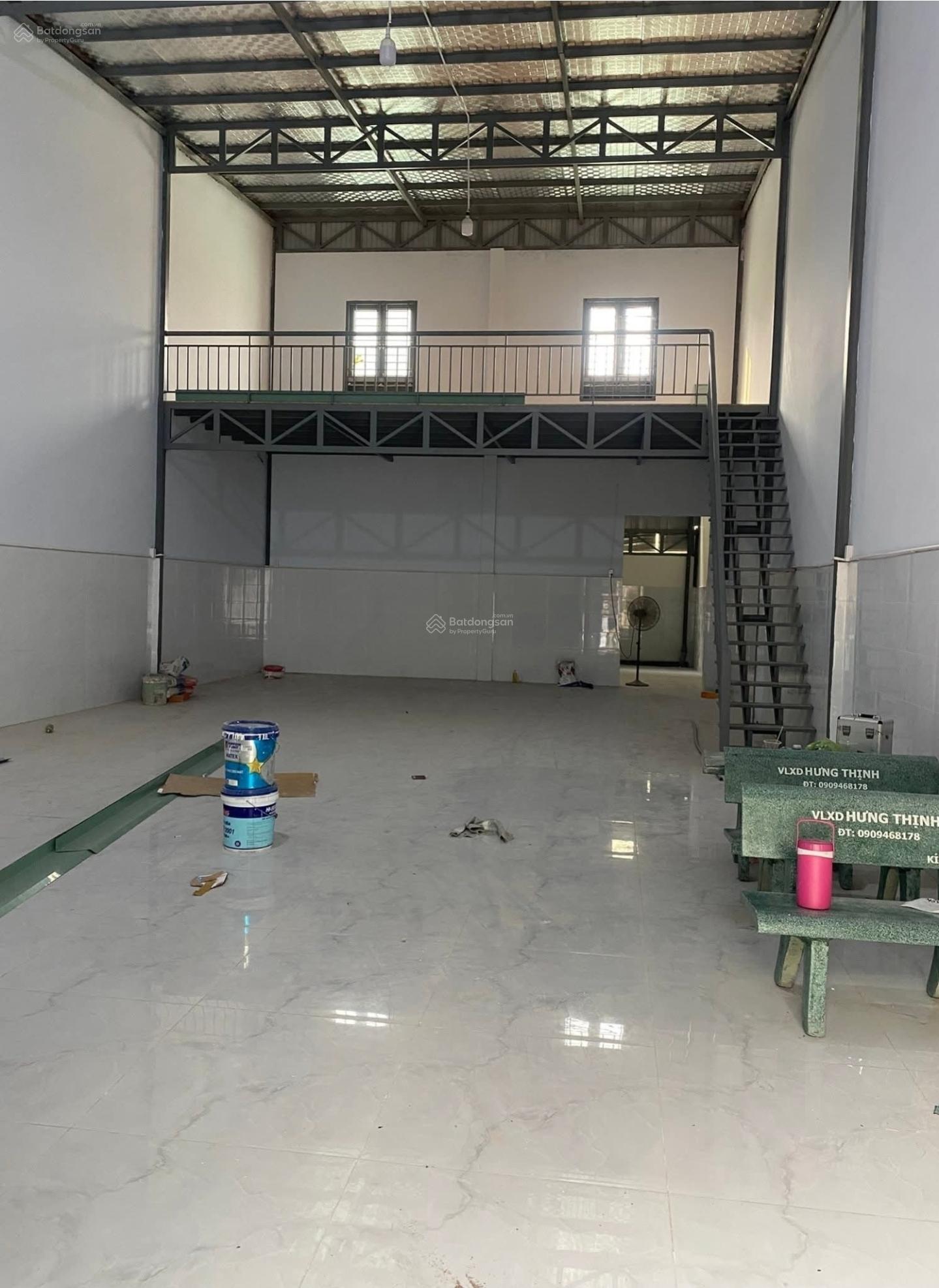 CHO THUÊ KHO,XƯỞNG 10X20M+GÁC, NGAY EON TÂN PHÚ