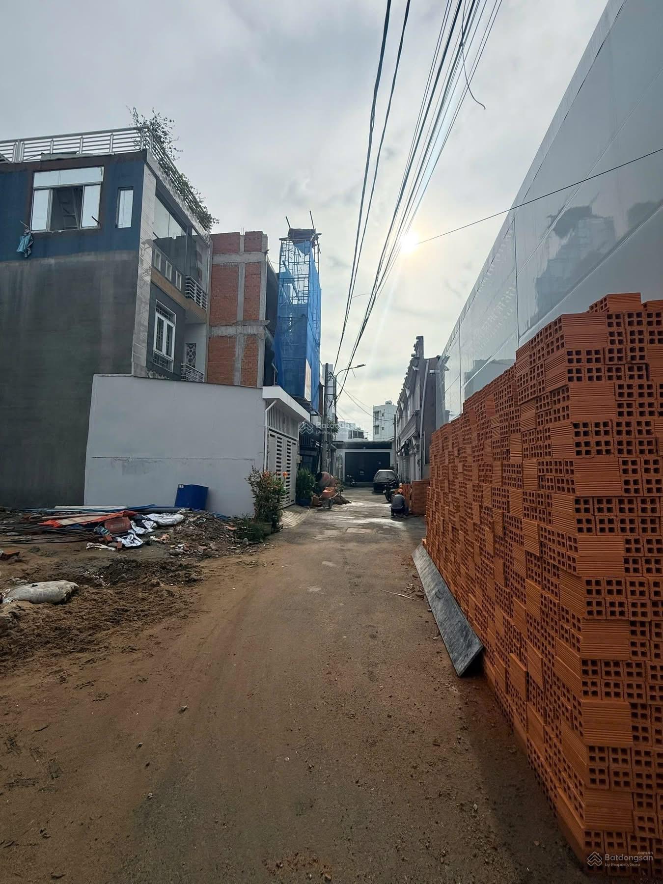 Bán đất đường 39, Phường Linh Đông. Hẻm xe hơi *Diện tích đất công nhận: 74.7m2 (4.2m x 17.78) Bán đất đường 39, Phường Linh Đông. Hẻm xe hơi *Diện tích đất công nhận: 74.7m2 (4.2m x 17.78)