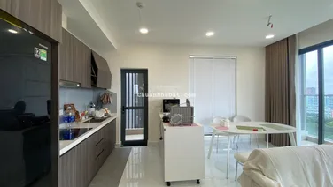 Bán gấp giá tốt 3PN 121m2, 10,5 tỷ Diamond Centery, ban công dài, căn góc + 01 ô xe hơi định danh