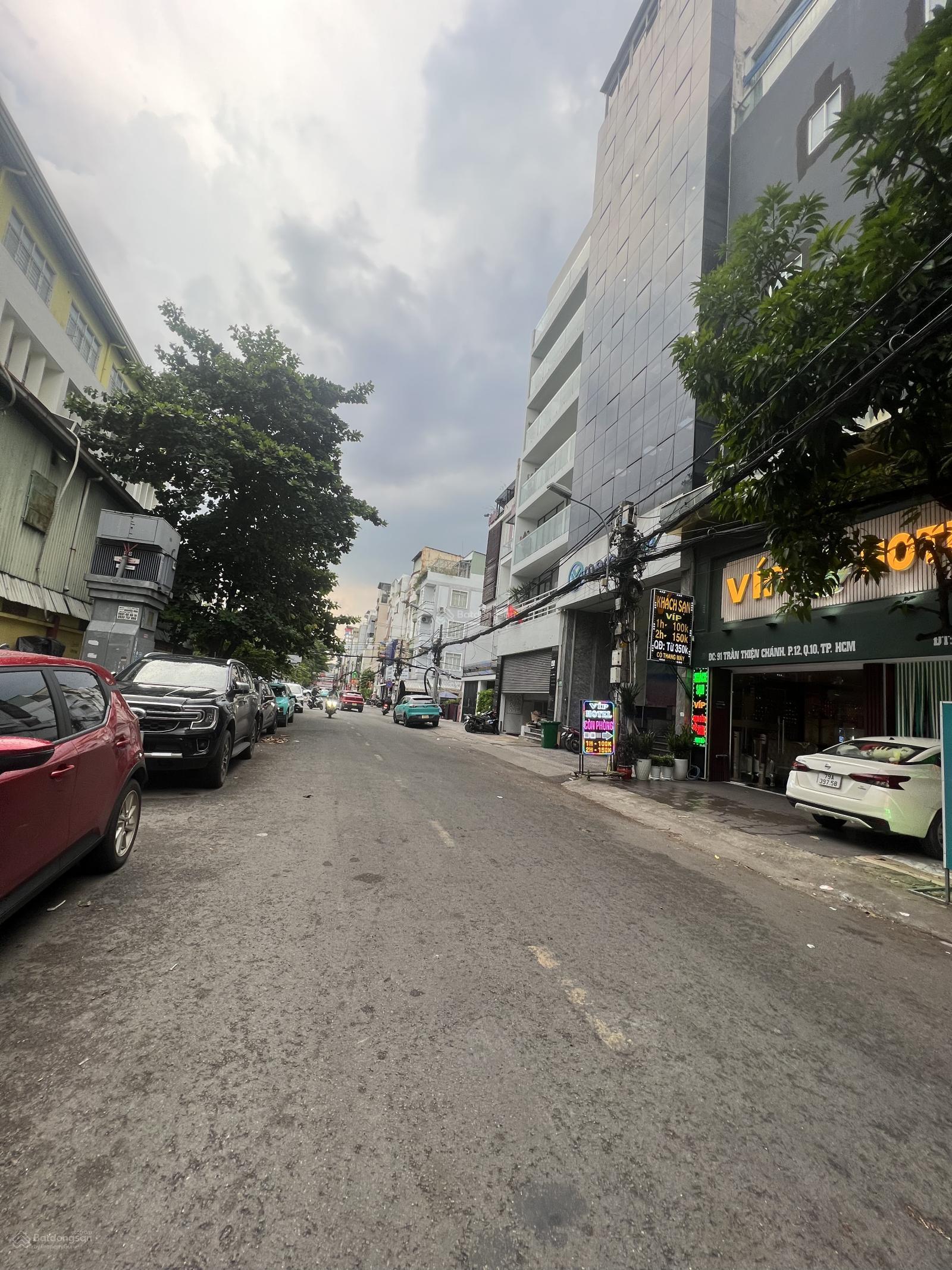 Mặt tiền kinh doanh ngay Vạn Hạnh Mall Quận 10. DT: 7x16m2 giá 39.5 tỷ