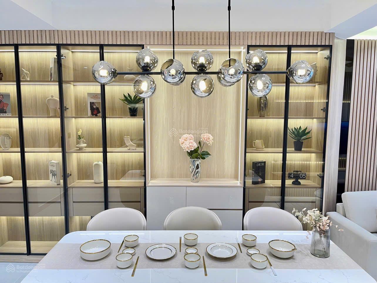 Cần cho thuê căn hộ Scenic Valley 1,2, PMH Q7 nhà đẹp, cam kết giá siêu rẻ. LH 0911 839 *** (Ms Hà) Cần cho thuê căn hộ Scenic Valley 1,2, PMH Q7 nhà đẹp, cam kết giá siêu rẻ. LH 0911 839 *** (Ms Hà)