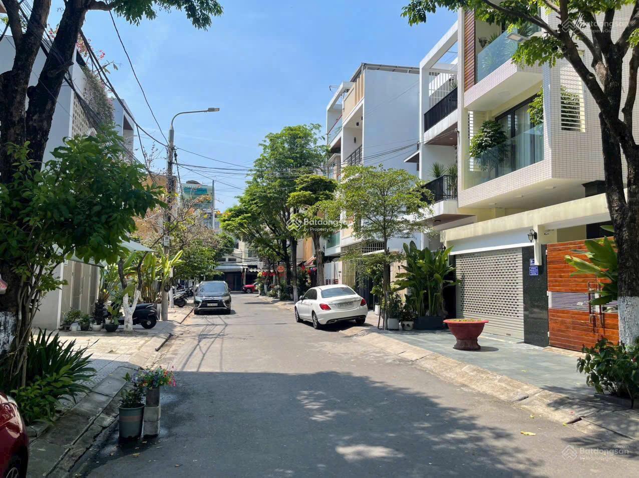 Cho thuê gấp nhà đẹp 3 tầng đường Bình Minh 3, gần cầu Rồng