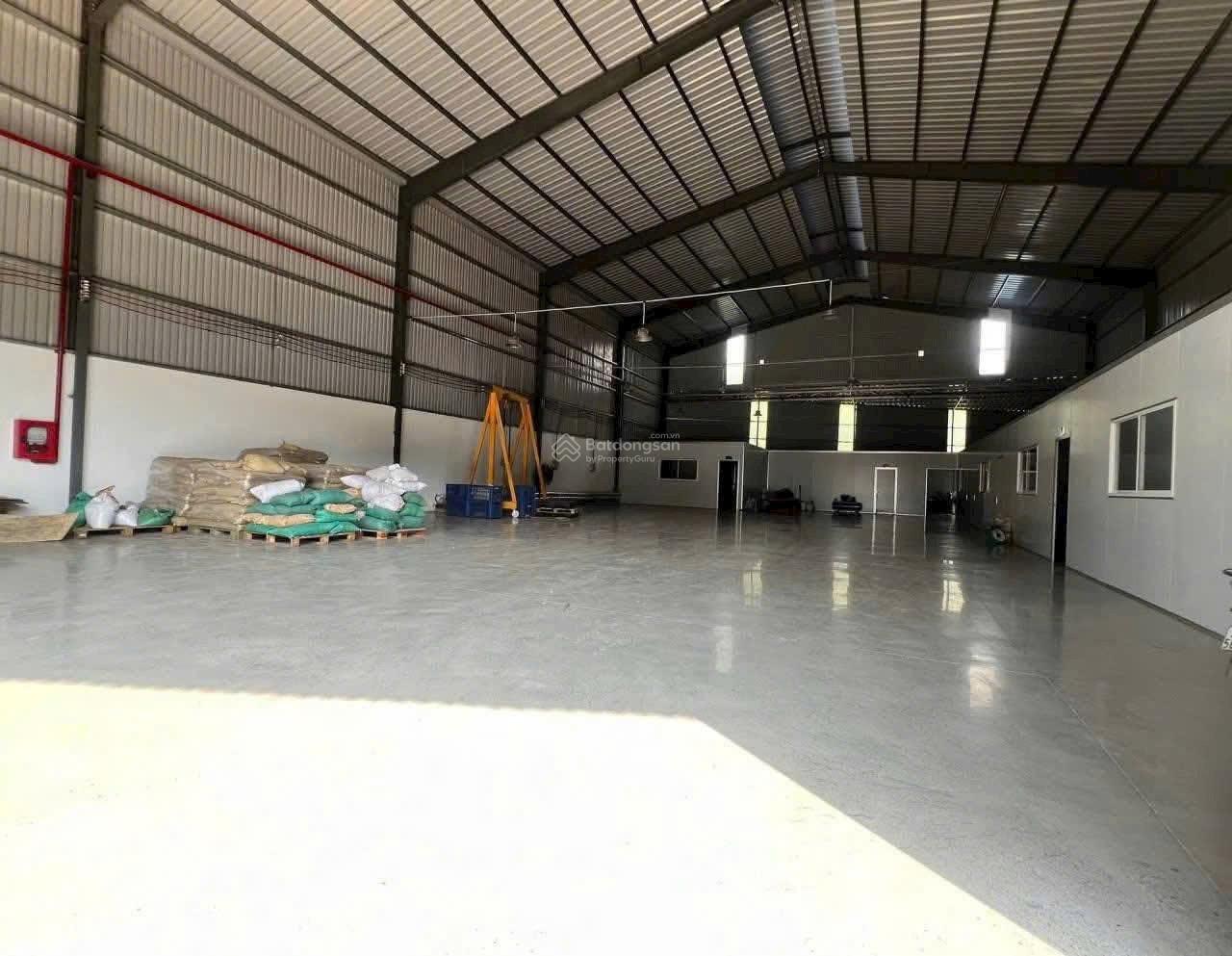 Cho thuê xưởng 1200m2 60tr Vĩnh Tân 0907 838 ***