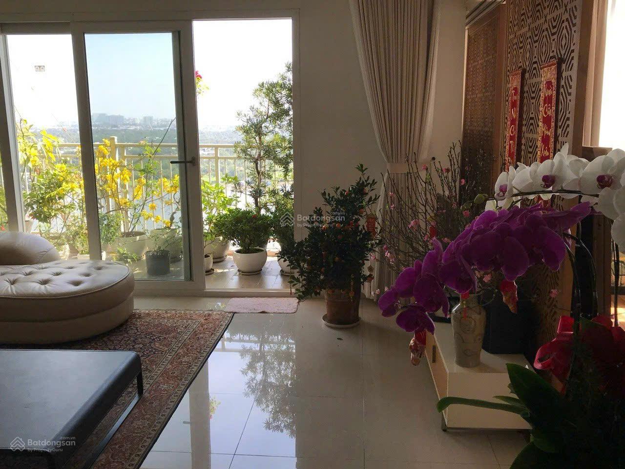 Bán CH Xi Riverview Palace Thảo Điền Quận 2 HCM 145m2 3PN 2WC lầu cao view sông giá 18 tỷ