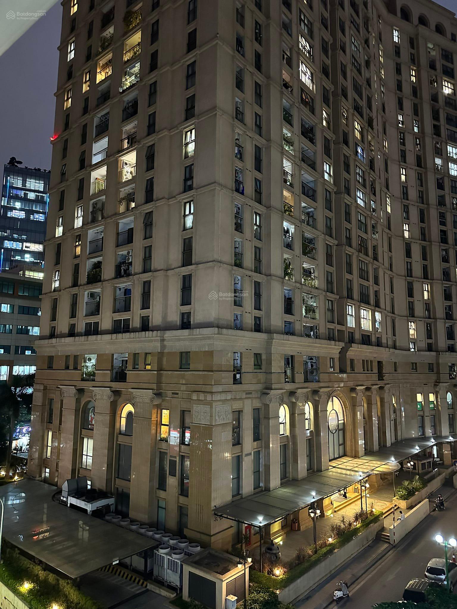 Hiếm có! 34 Hoàng Cầu - Building 7 tầng thang máy - Kinh doanh sầm uất - sát hồ Hoàng Cầu phố đi bộ Hiếm có! 34 Hoàng Cầu - Building 7 tầng thang máy - Kinh doanh sầm uất - sát hồ Hoàng Cầu phố đi bộ